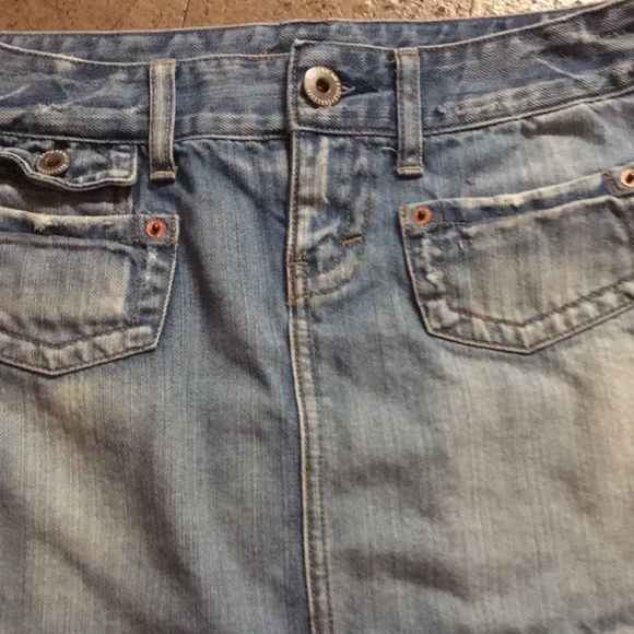 Women’s American Eagle Jeans Skirt - Picture 2 of 6